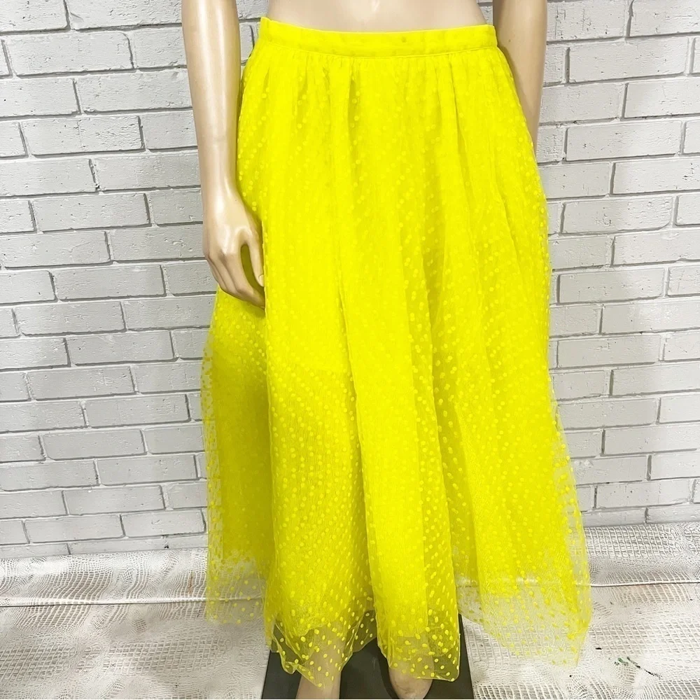 J.Crew‎ Collection limited-edition tulle midi skirt in polka dot - Picture 2 of 10